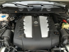 VW Touareg 4.2 V8 , снимка 13 - Автомобили и джипове - 45894122