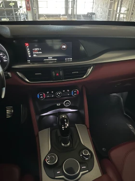 Alfa Romeo Stelvio Q4, снимка 10