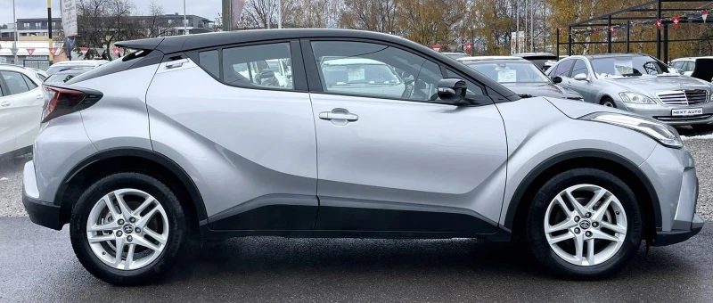 Toyota C-HR HYBRID 1.8 122HP 61744KM, снимка 4 - Автомобили и джипове - 48165775