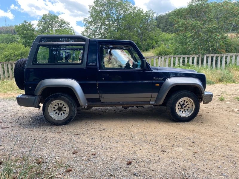 Daihatsu Rocky, снимка 3 - Автомобили и джипове - 51994217