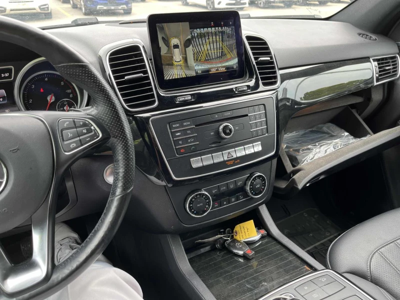 Mercedes-Benz GLE 350 d* Bluetec* AMG-pack* 4MATIC* Harman* 360* Подгрев, снимка 8 - Автомобили и джипове - 52318071