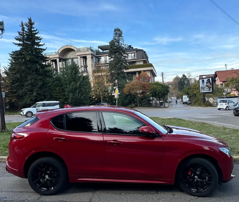 Alfa Romeo Stelvio Q4, снимка 8 - Автомобили и джипове - 52276576