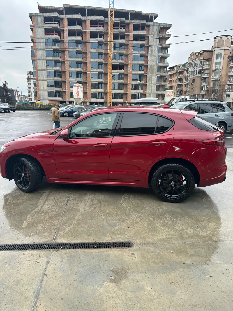 Alfa Romeo Stelvio Q4, снимка 8 - Автомобили и джипове - 53408975