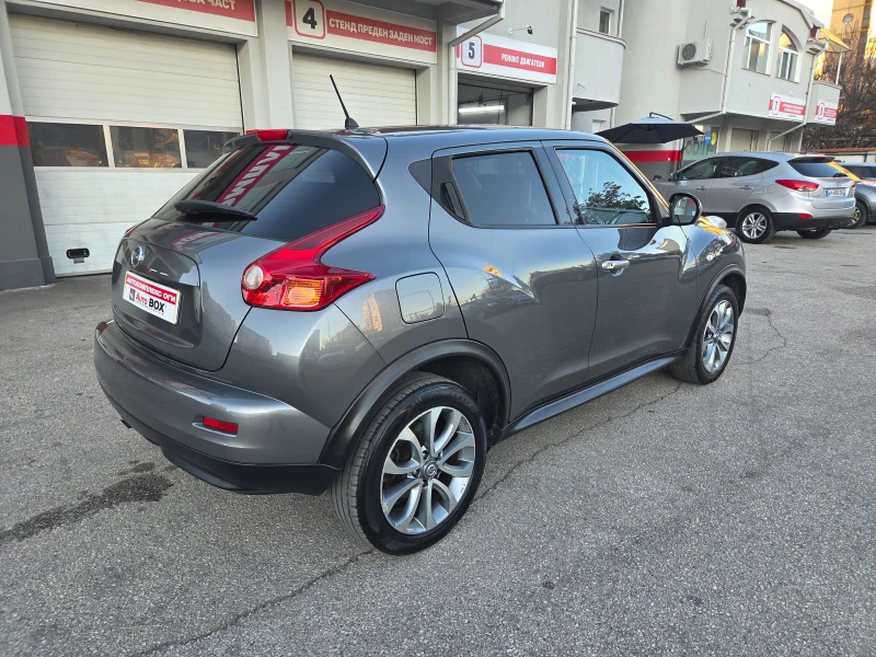Nissan Juke 1.6i Tekna (117 Hp) Navi/Камера, снимка 5 - Автомобили и джипове - 52755223