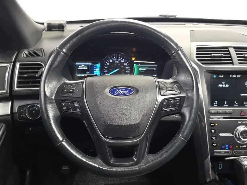 Ford Explorer 2.3 AWD LIMITED, снимка 13 - Автомобили и джипове - 56356848