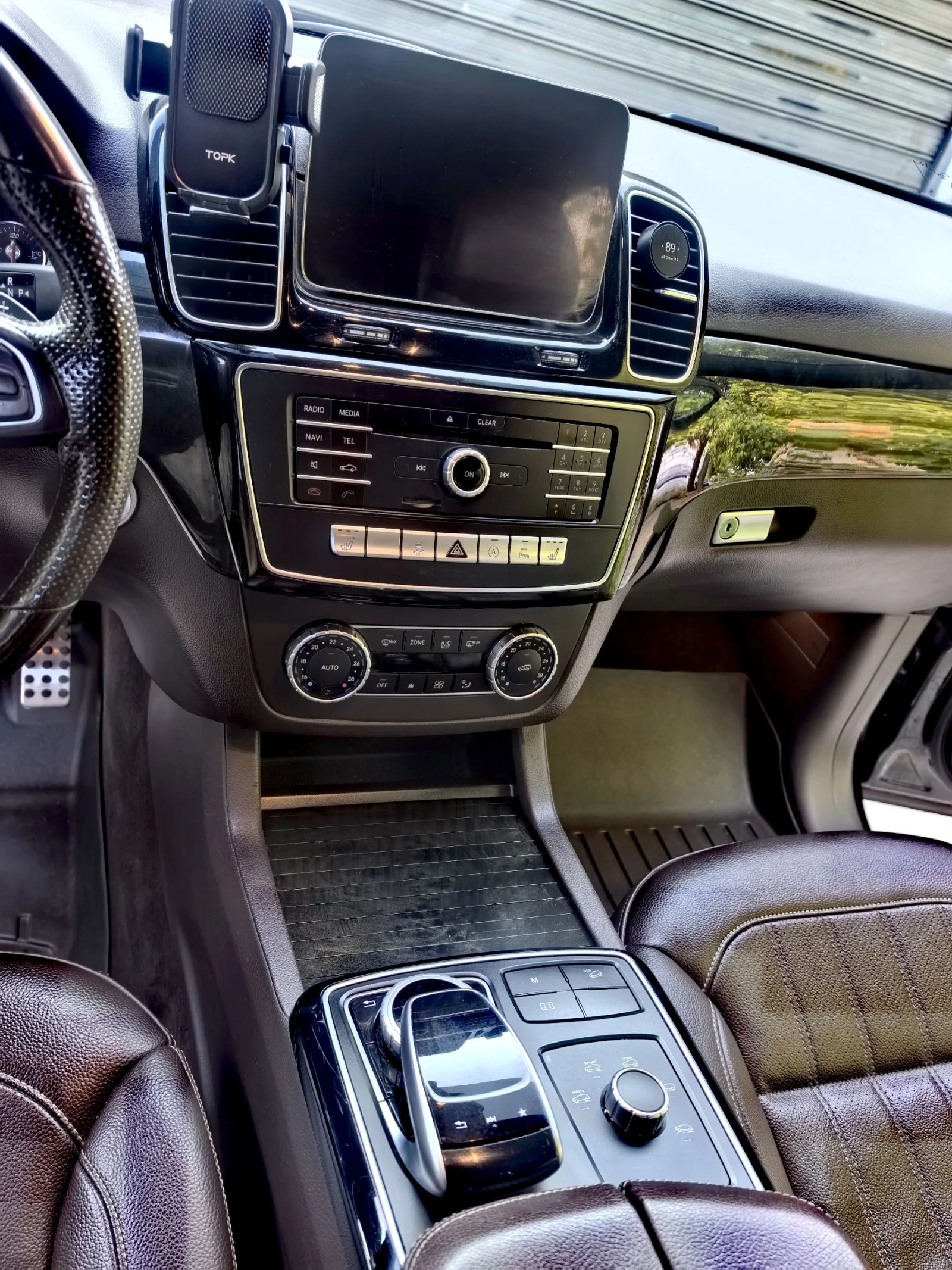 Mercedes-Benz GLE 400 AMG LINE* 4MATIC* PANO* 9G-Tronic - изображение 9