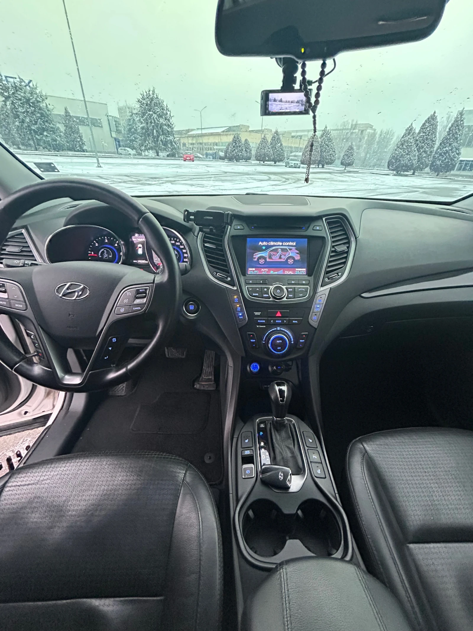 Hyundai Santa fe 2.2 Diesel 197 �.�. Premiun 4x4 ������� ��������  | Mobile.bg � ����������� 12