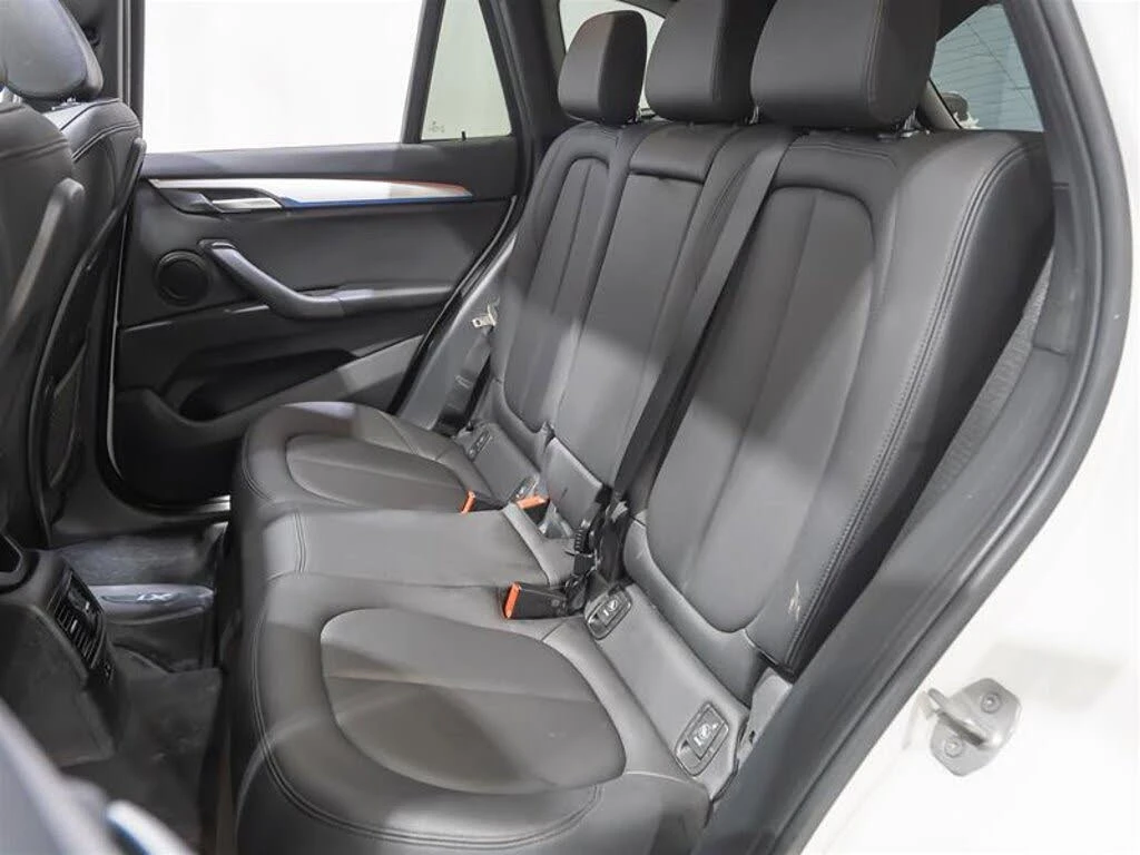 BMW X1 XDRIVE28I M PACK| HEAD UP| HARMAN/KARDON| KEYL, снимка 14 - Автомобили и джипове - 53733211