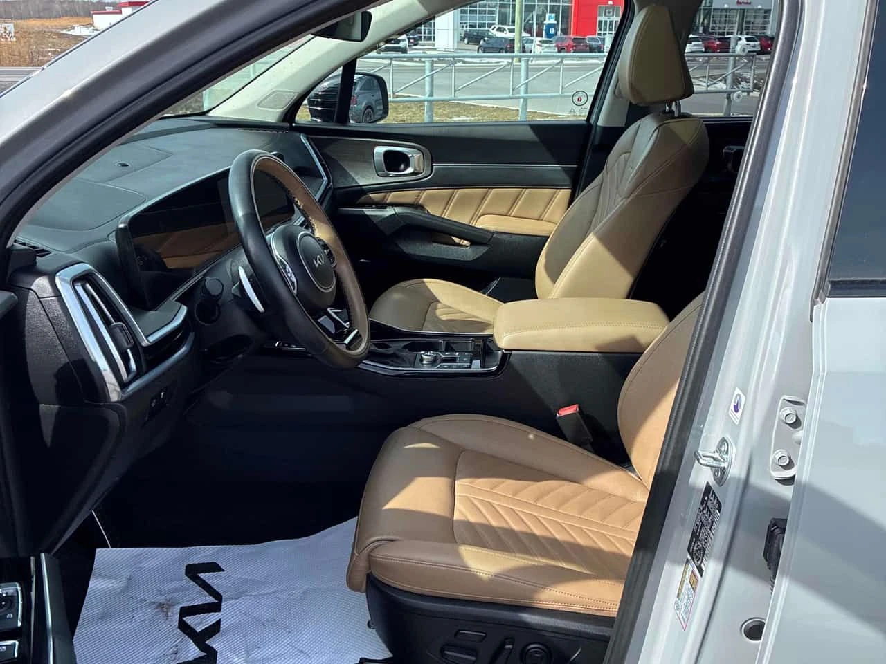 Kia Sorento X Line Limited/AWD w/Olive Brown/ПРЕДСТАВИТЕЛСТВО/, снимка 10 - Автомобили и джипове - 53986333