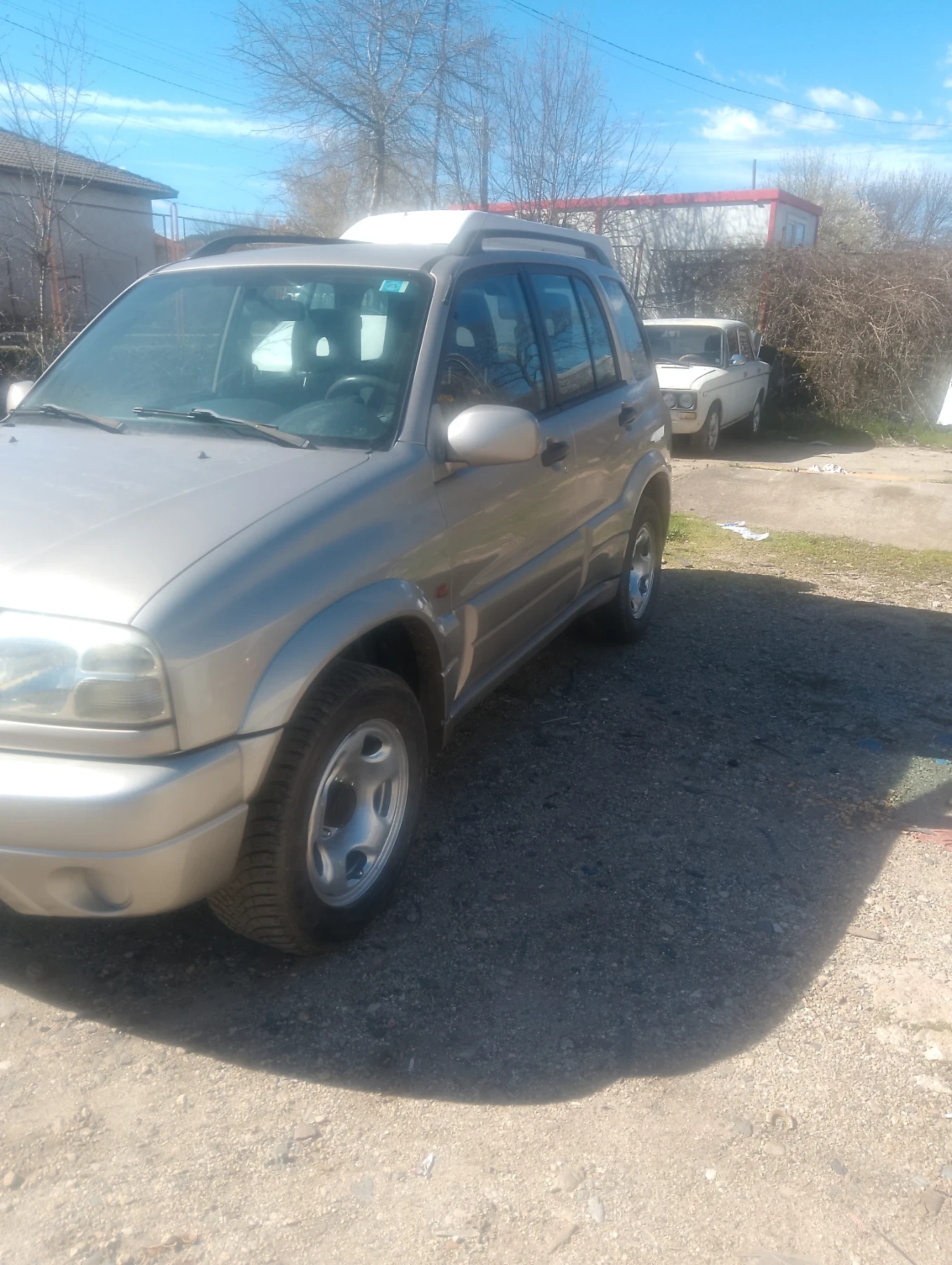 Suzuki Grand vitara 2.0, снимка 2 - Автомобили и джипове - 54147573