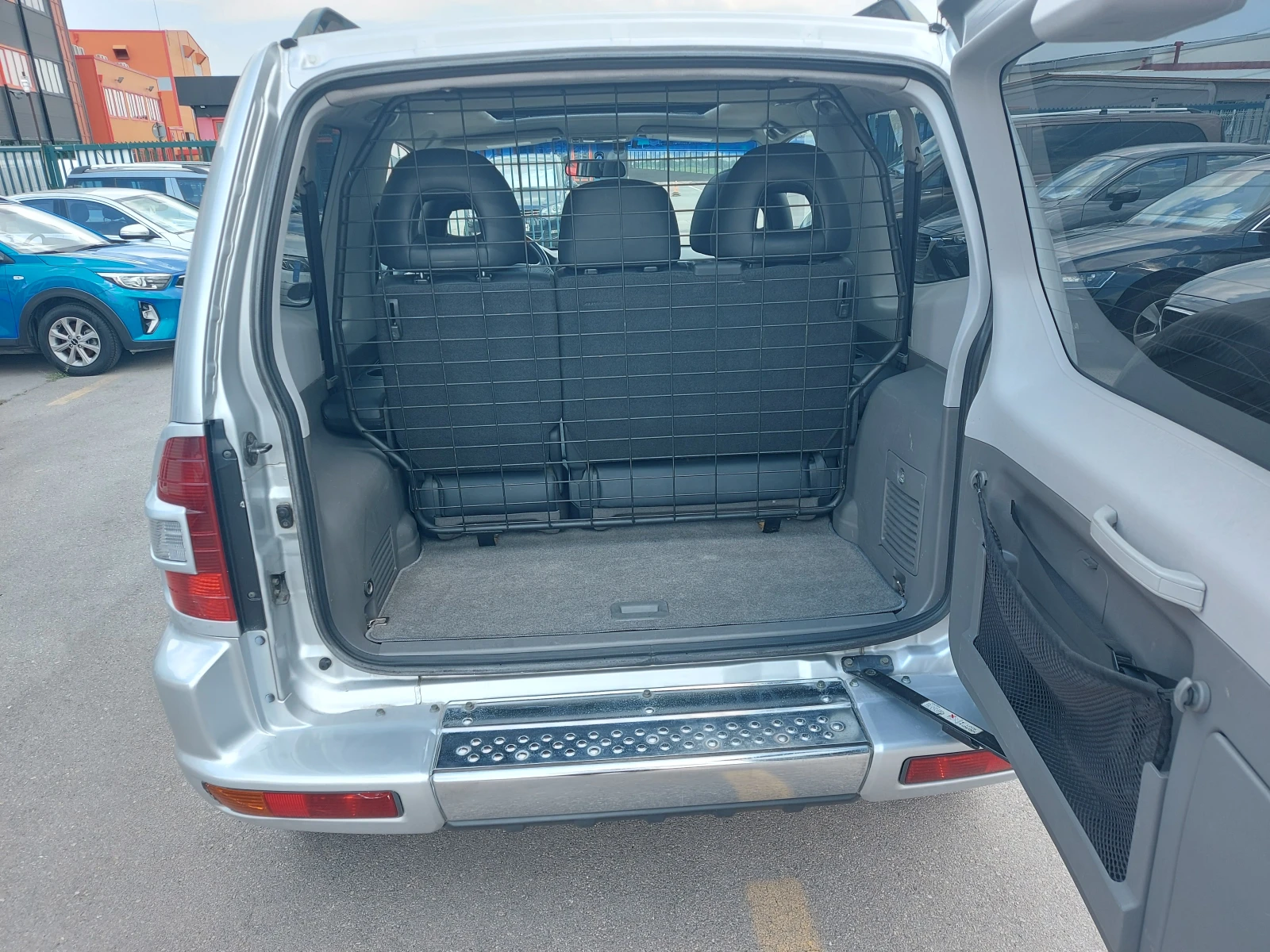 Mitsubishi Pajero 3.2 DI-D* 135 000 км.!!!* ЮЖНА ИТАЛИЯ* FULL EXTRI, снимка 14 - Автомобили и джипове - 55121618