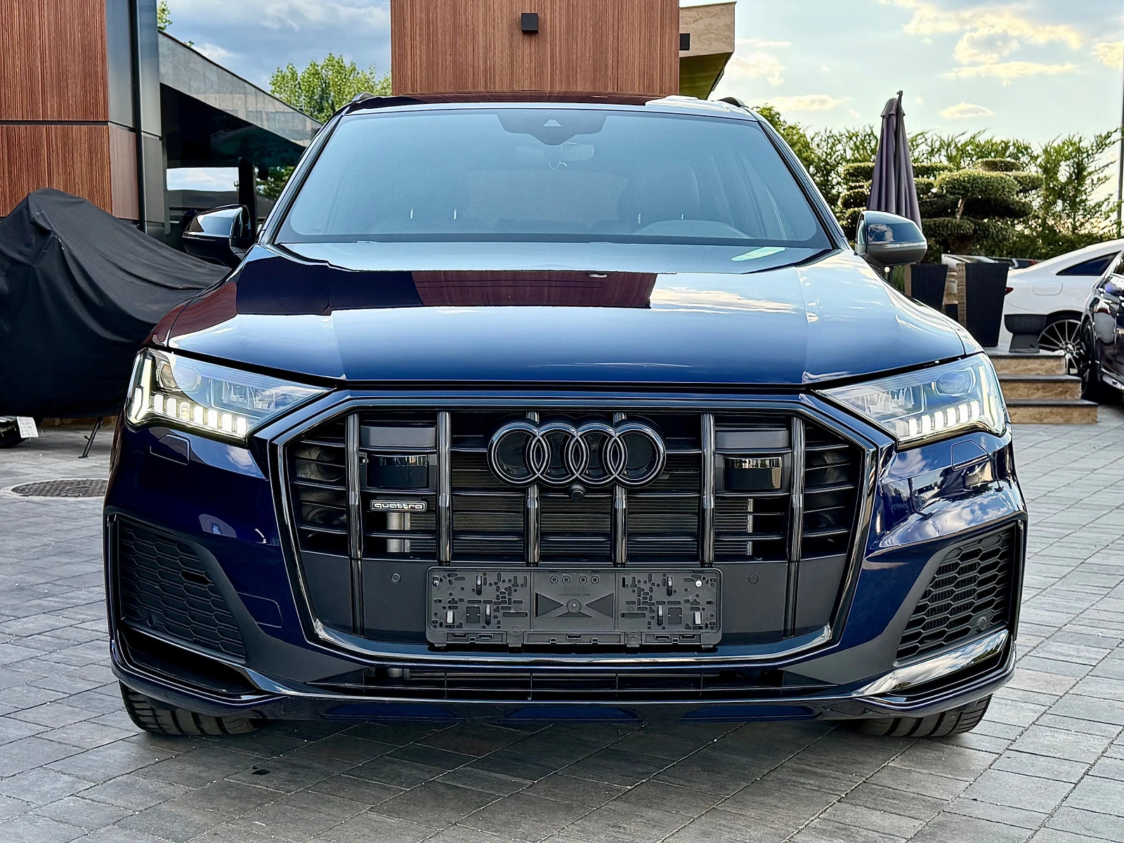 Audi Q7 50TDI S-line 7-Mesta #PANO#DISTR#PODGREV#MEMORY#, снимка 5 - Автомобили и джипове - 55301781