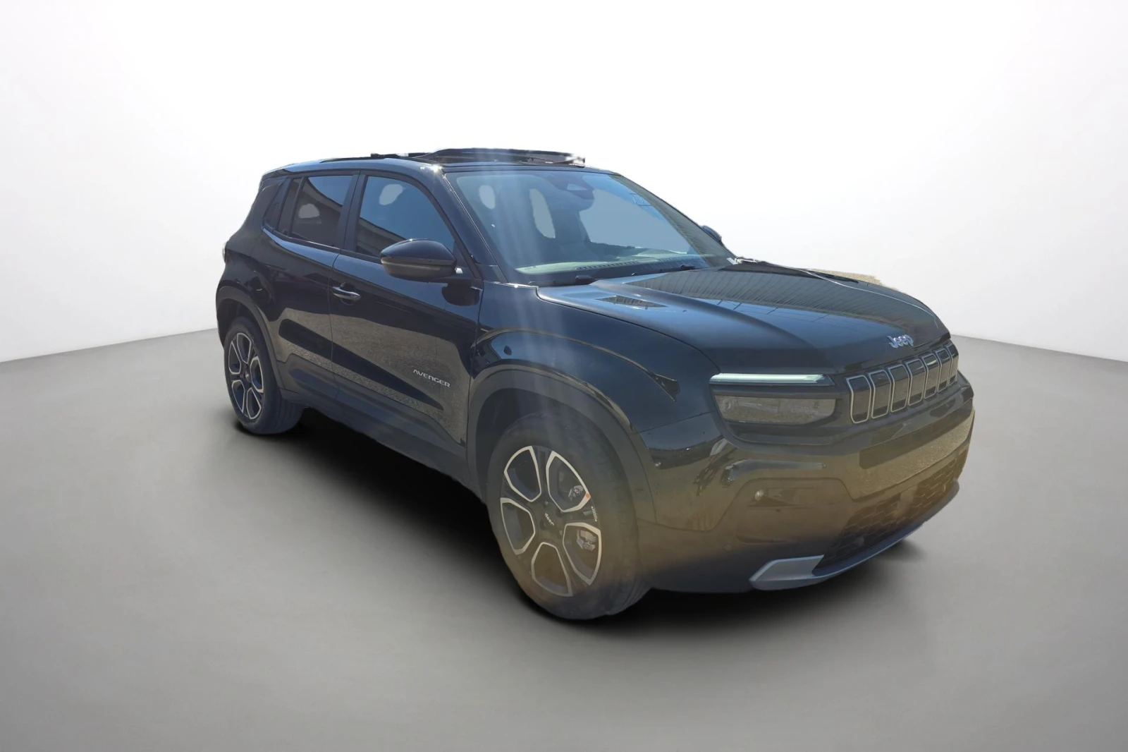 Jeep Avenger 1.2 Summit - Hybrid - Чисто нов !, снимка 4 - Автомобили и джипове - 56165835