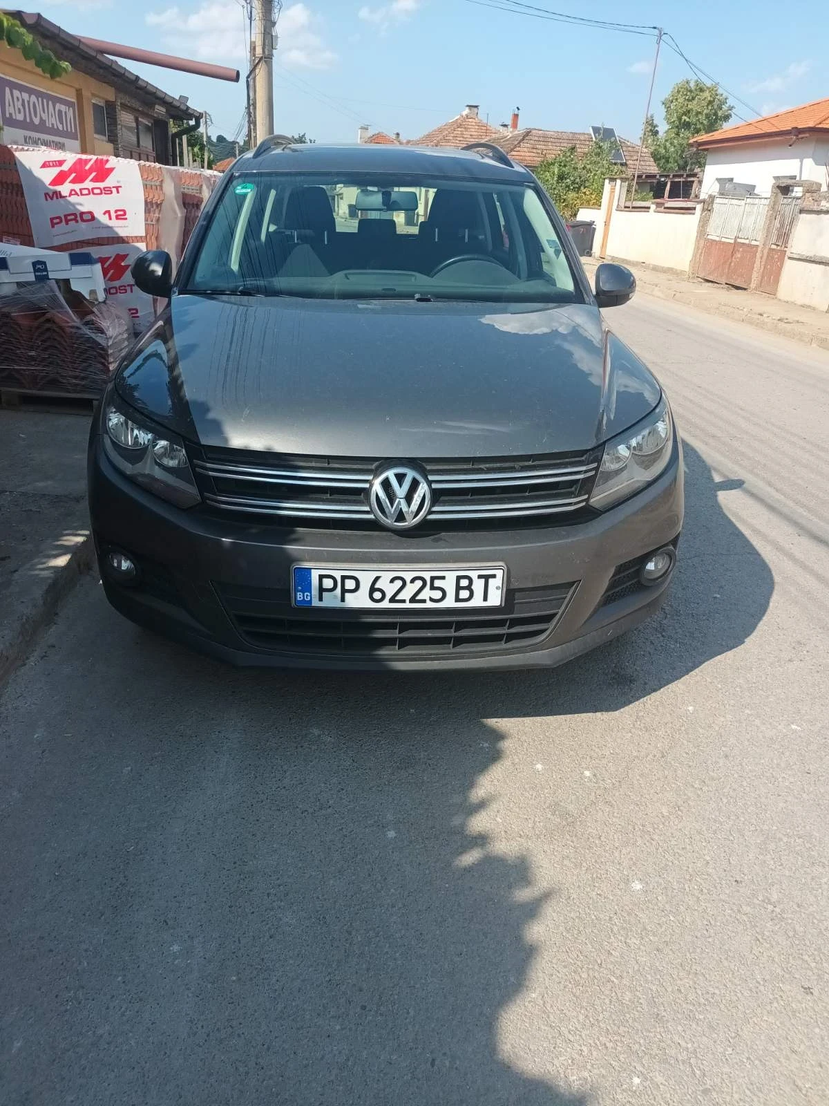 VW Tiguan Джип