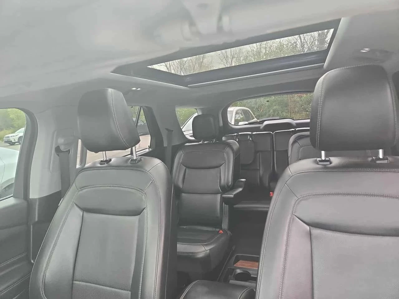 Ford Explorer, снимка 15 - Автомобили и джипове - 56684840