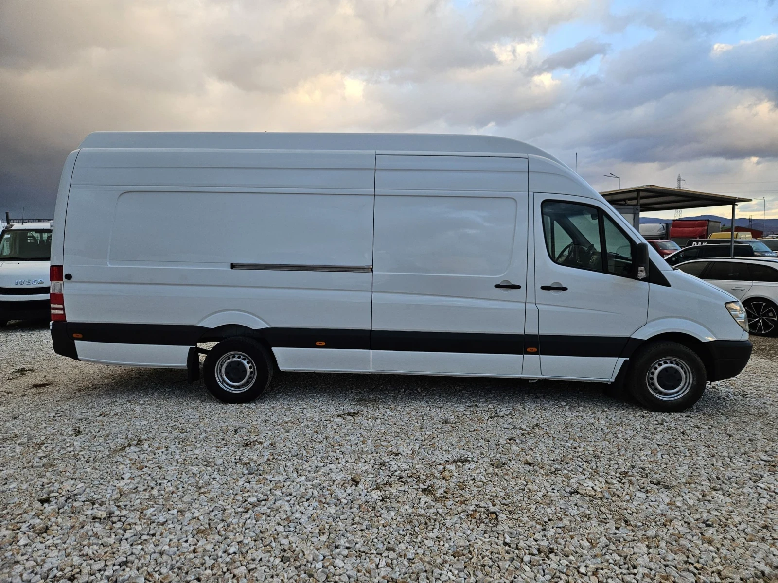 Mercedes-Benz Sprinter 315 ХХЛ, Клима, Темпомат, Задна камера - изображение 6