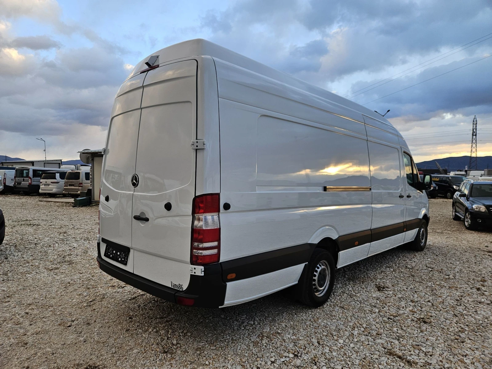 Mercedes-Benz Sprinter 315 ХХЛ, Клима, Темпомат, Задна камера - изображение 5