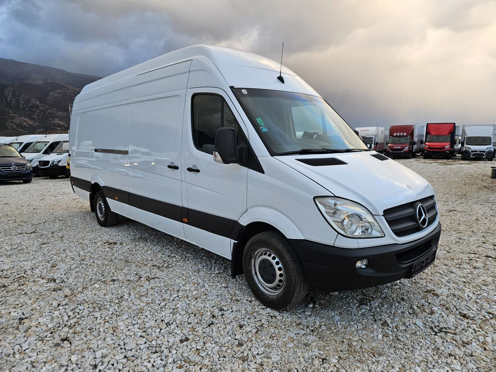 Mercedes-Benz Sprinter 315 ХХЛ, Клима, Темпомат, Задна камера - изображение 7