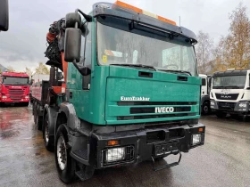 Iveco Trakker 8x4 с кран 