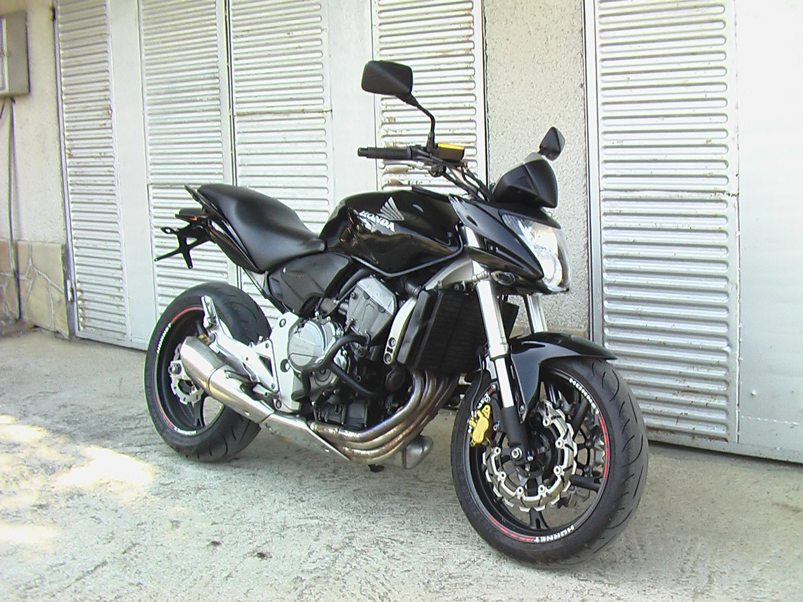 Honda Hornet 600i, снимка 3 - Мотоциклети и мототехника - 55567331