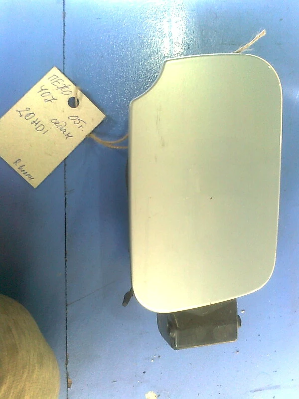 Капачка резервоар за Пежо 407 05г. външна