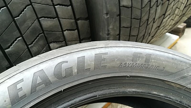 Гуми Летни 245/45R18, снимка 8 - Гуми и джанти - 25338945