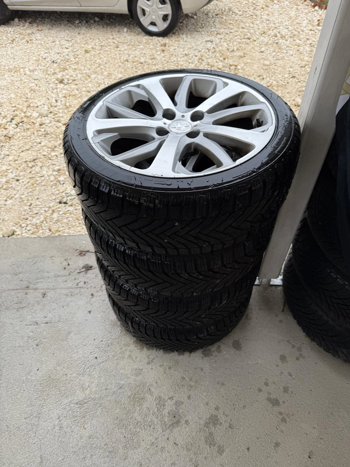 ���� � ������ 205/45R17 �� Peugeot | Mobile.bg � ����������� 2