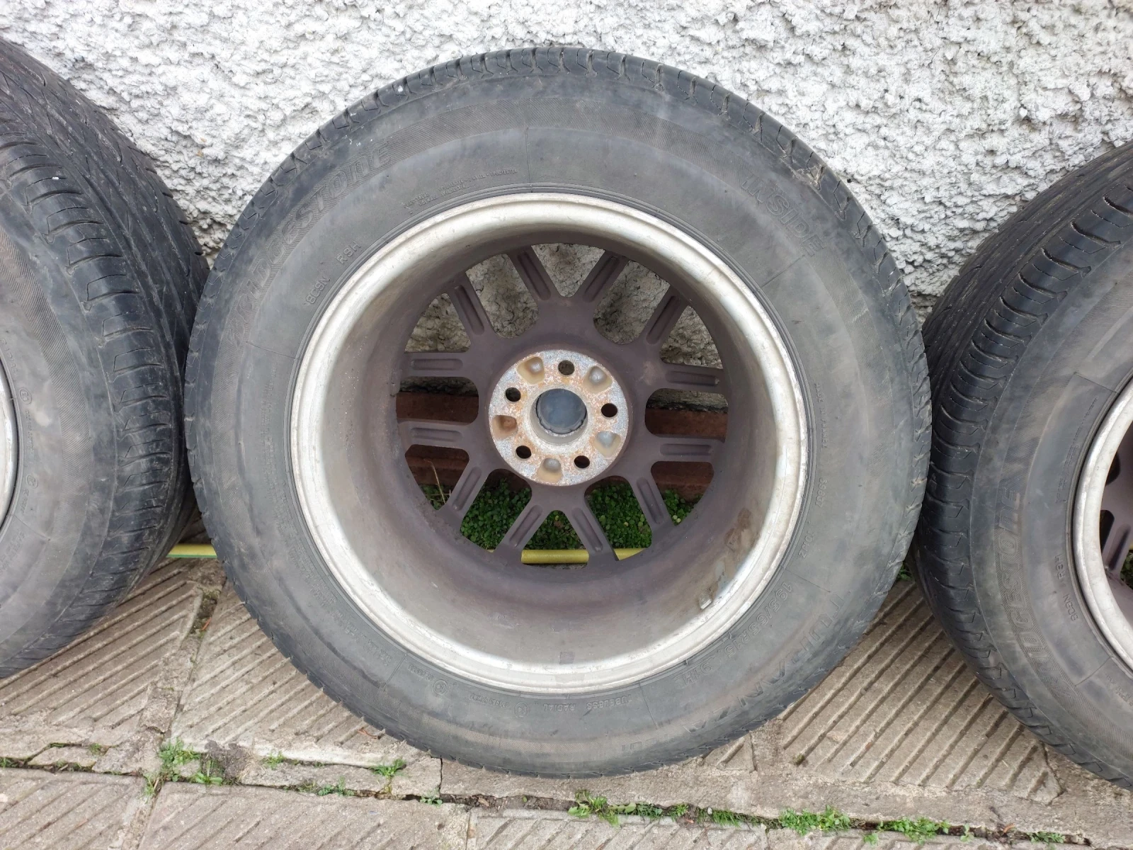 Гуми с джанти Bridgestone 195/65R15, снимка 7 - Гуми и джанти - 53754609