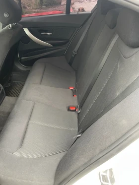 BMW 318 F30, снимка 9