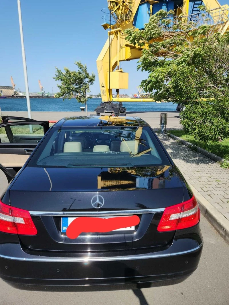 Mercedes-Benz E 200, снимка 1 - Автомобили и джипове - 47894104