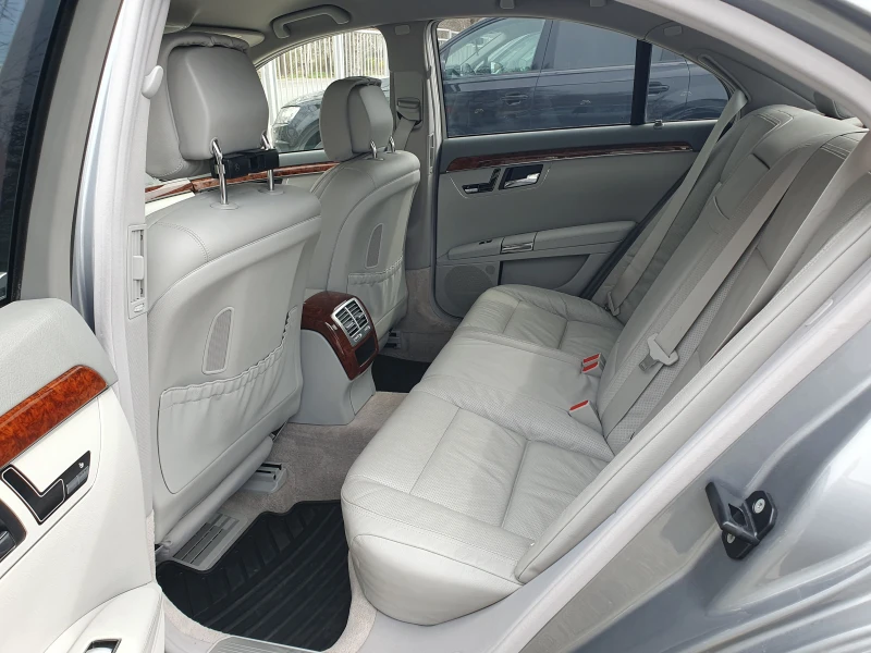 Mercedes-Benz S 500 4MATIC, снимка 11 - Автомобили и джипове - 49630405