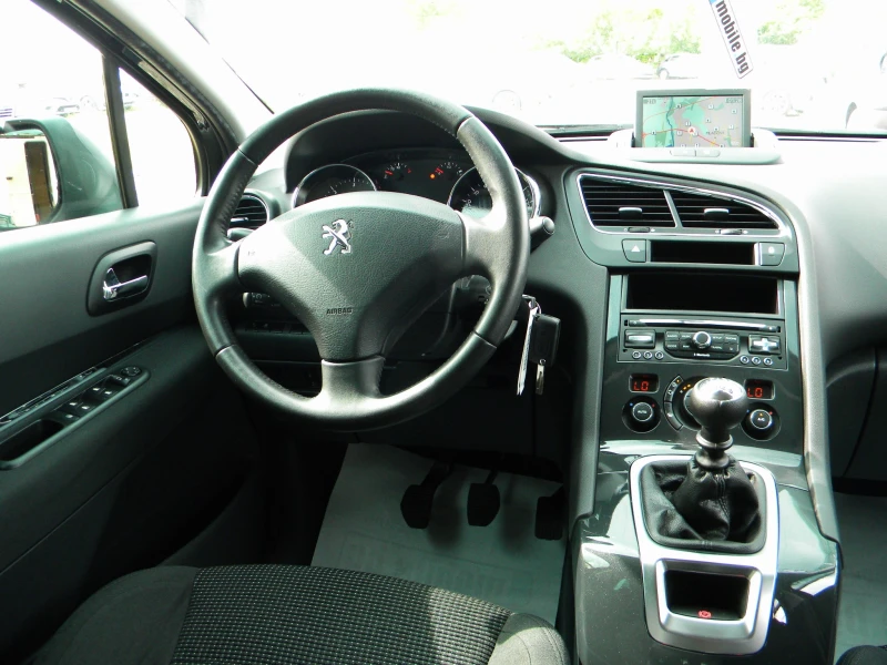 Peugeot 5008 FACE LIFT* 1.6ecoHDI-6ck* 7мec* NAVI-KATO НОВО* EU, снимка 14 - Автомобили и джипове - 50196447