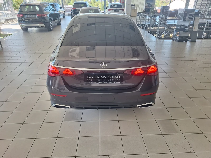 Mercedes-Benz E 220 d 4 Matic AMG-pack, снимка 5 - Автомобили и джипове - 51017381
