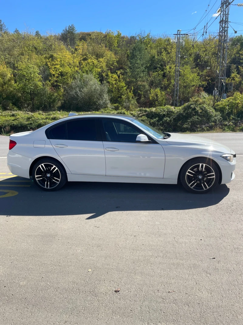 BMW 318 F30