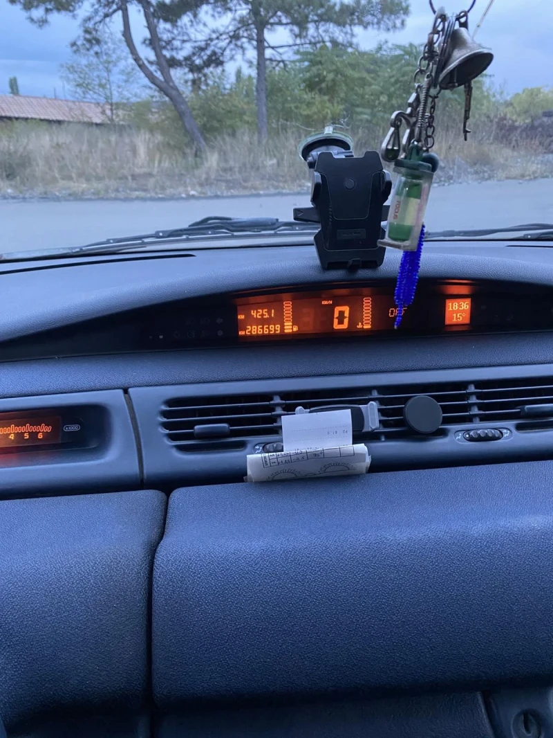 Renault Espace, снимка 4 - Автомобили и джипове - 52605683