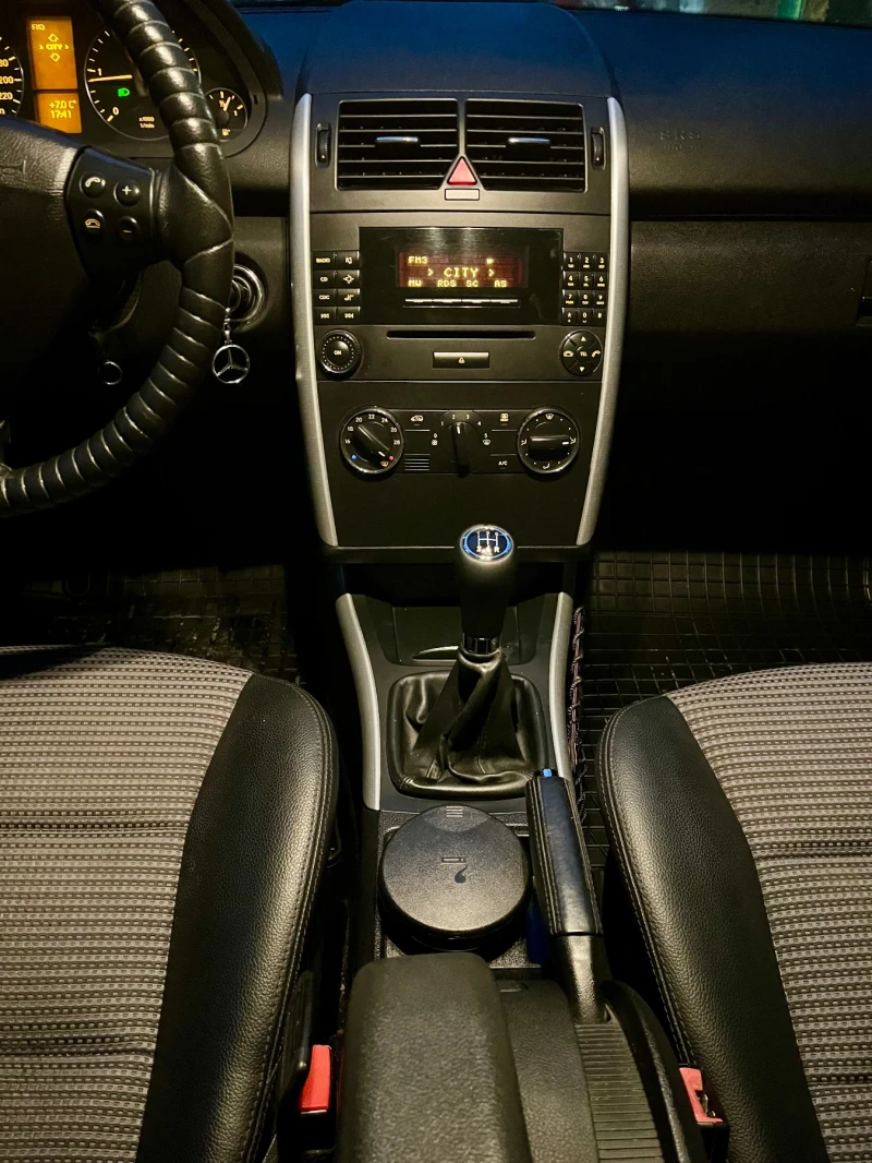 Mercedes-Benz A 160, снимка 10 - Автомобили и джипове - 53225593