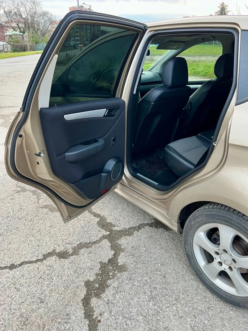 Mercedes-Benz A 160, снимка 13 - Автомобили и джипове - 53225593