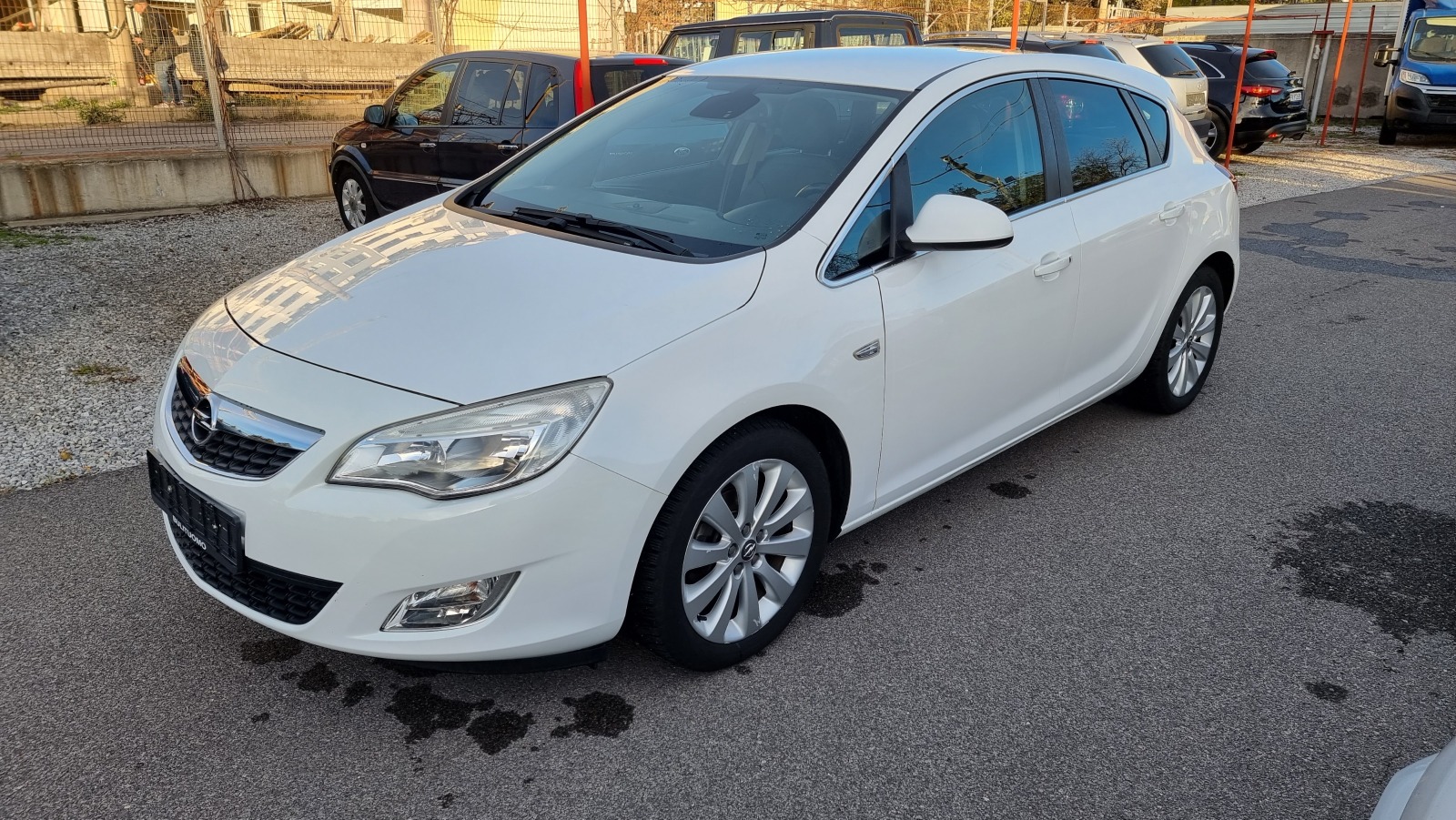 Opel Astra 1.6ECOTEC COSMO EURO 5A - [1] 