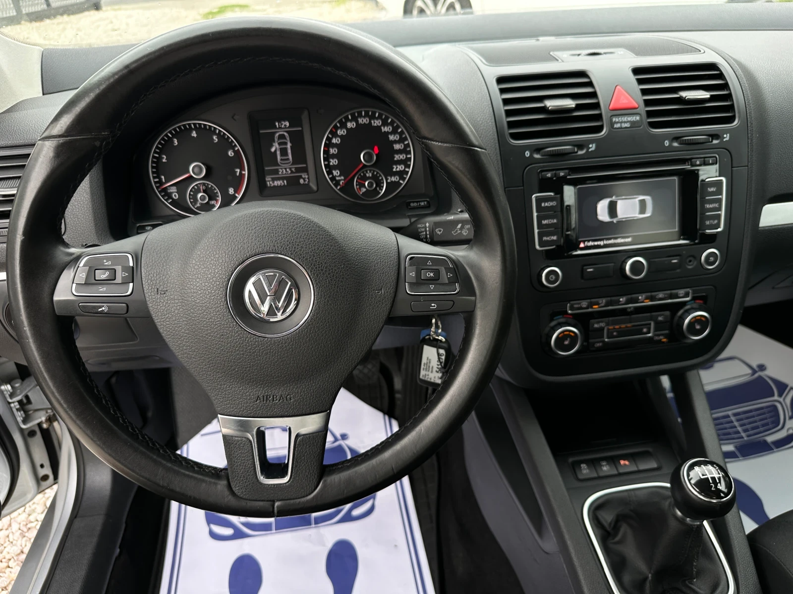 VW Jetta Freestyle* 1.6i* 102k.c*  - изображение 10