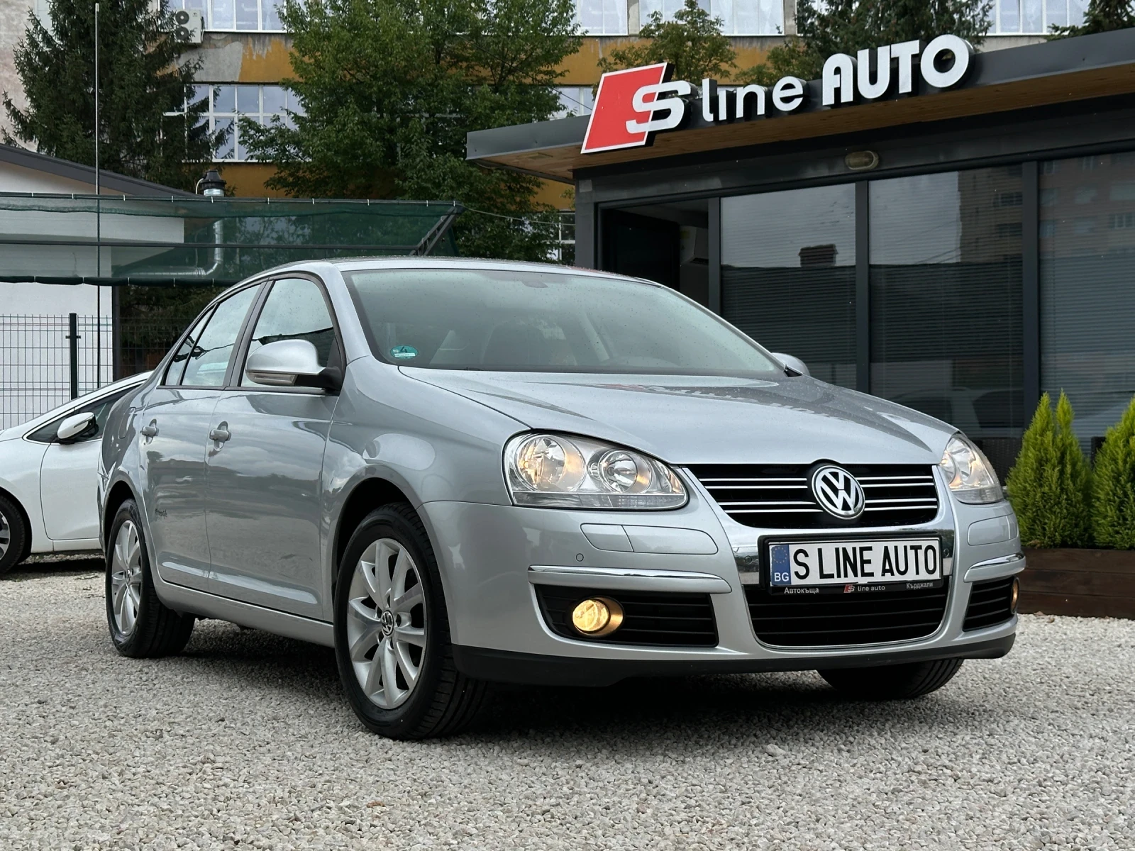 VW Jetta Freestyle* 1.6i* 102k.c*  - изображение 4