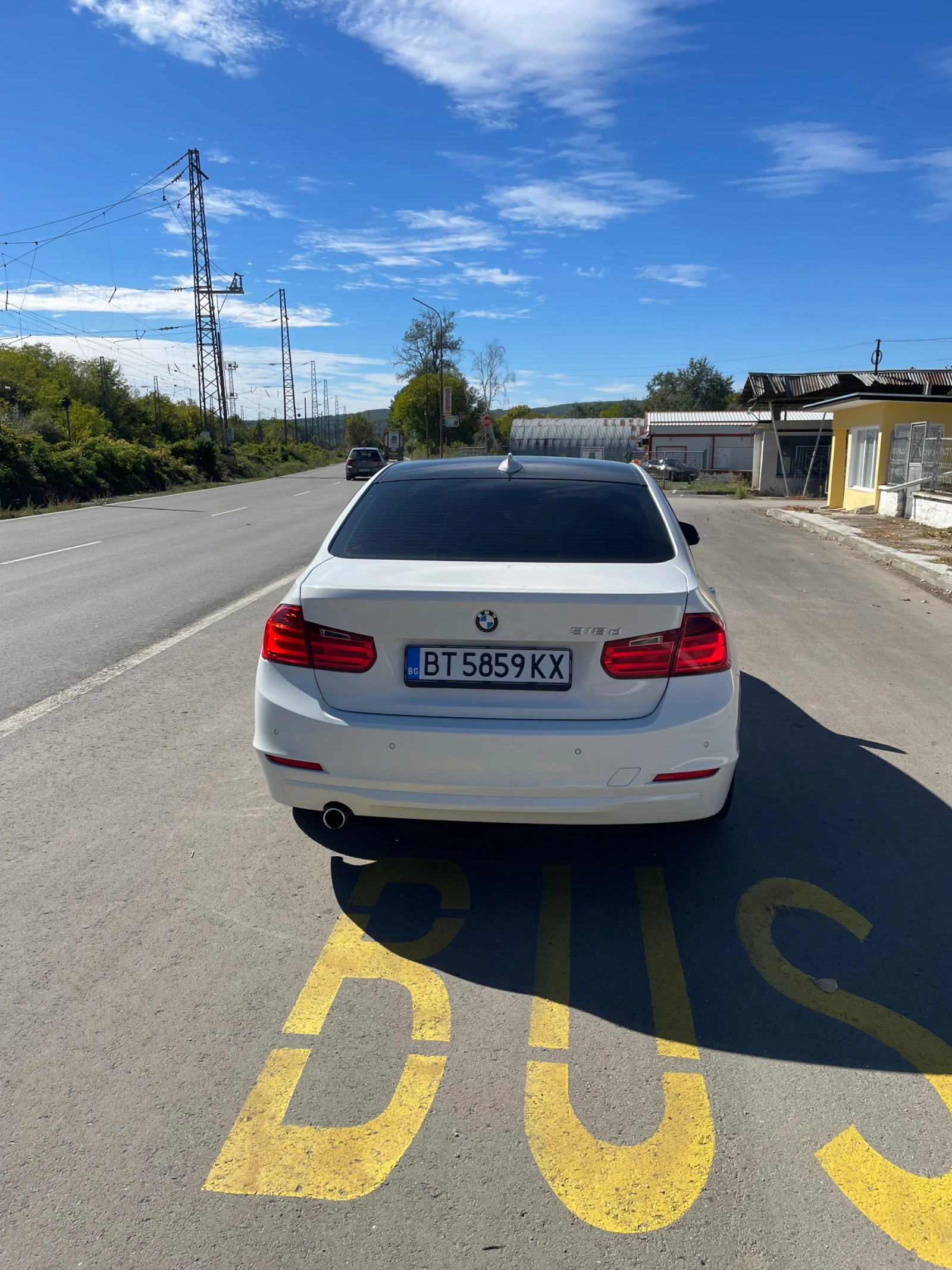 BMW 318 F30 - изображение 4