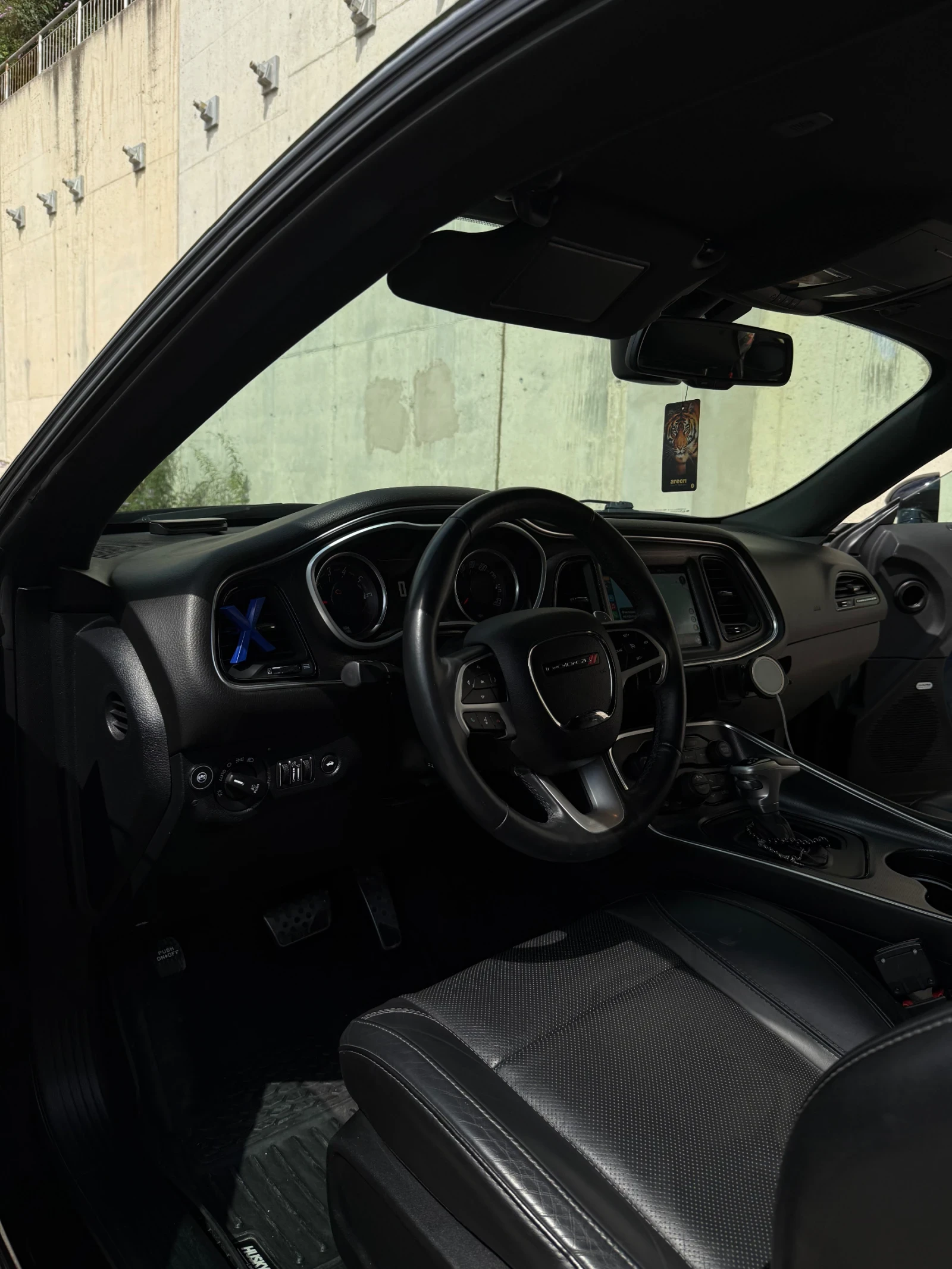 Dodge Challenger 3.6 V6 4X4 | Mobile.bg — изображение 7