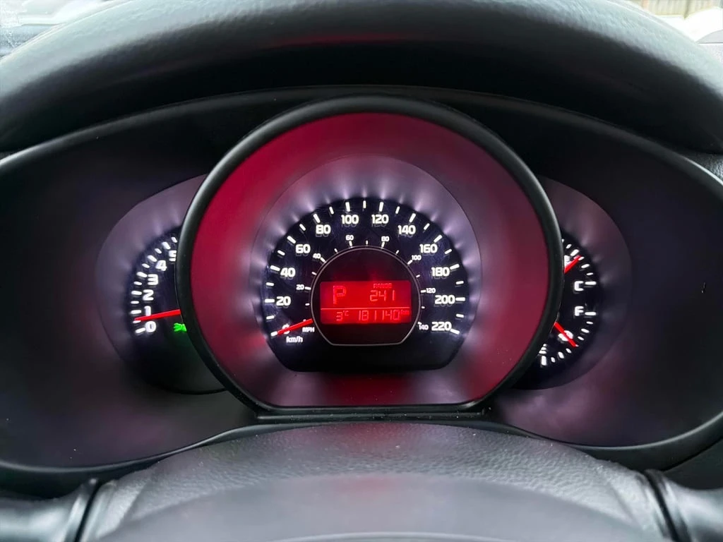 Kia Soul * 5dr Wgn Auto * CARFAX * ��� ������������ ������ | Mobile.bg � ����������� 8