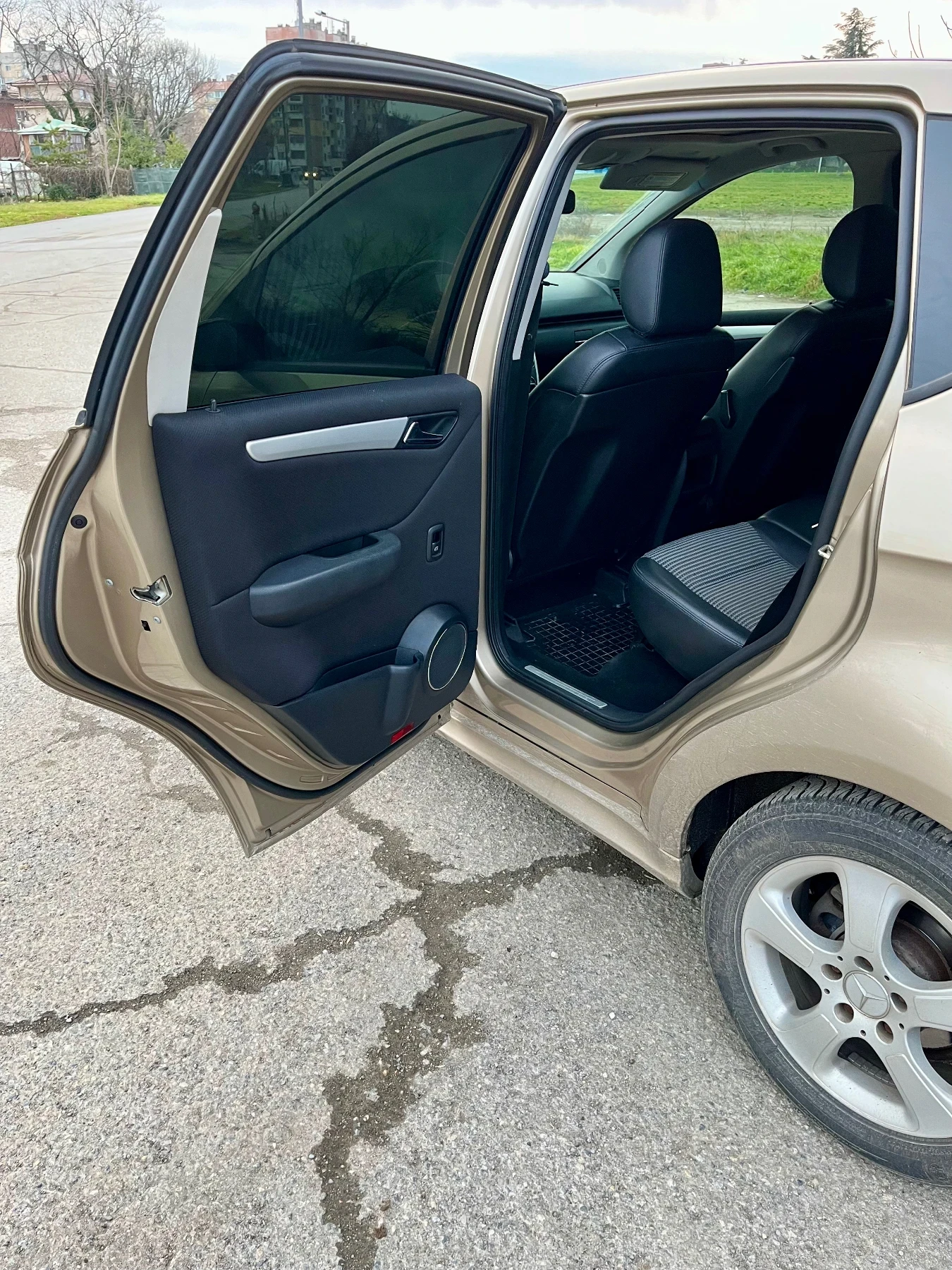 Mercedes-Benz A 160 | Mobile.bg � ����������� 13