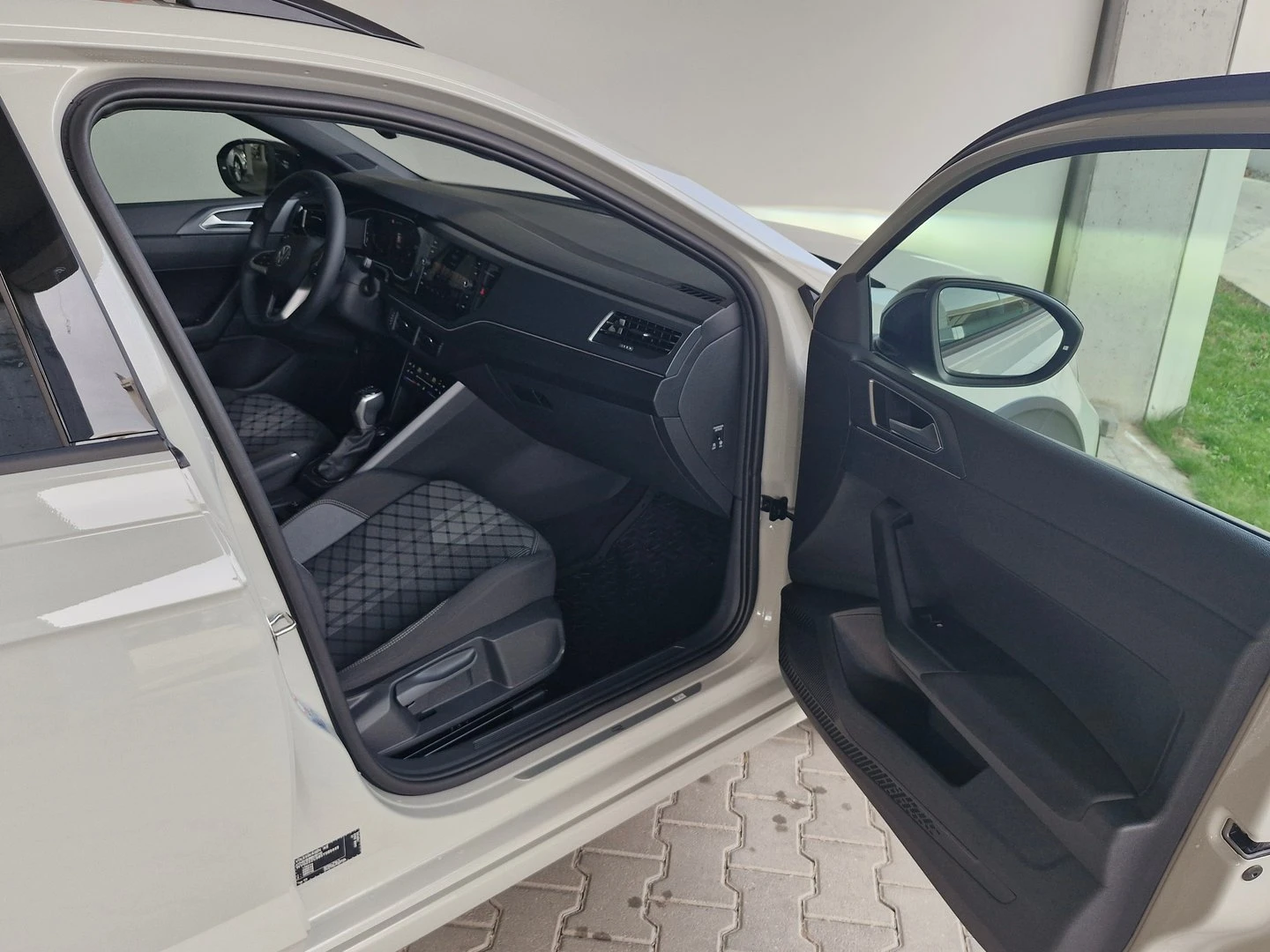VW Taigo R-Line | Mobile.bg � ����������� 9