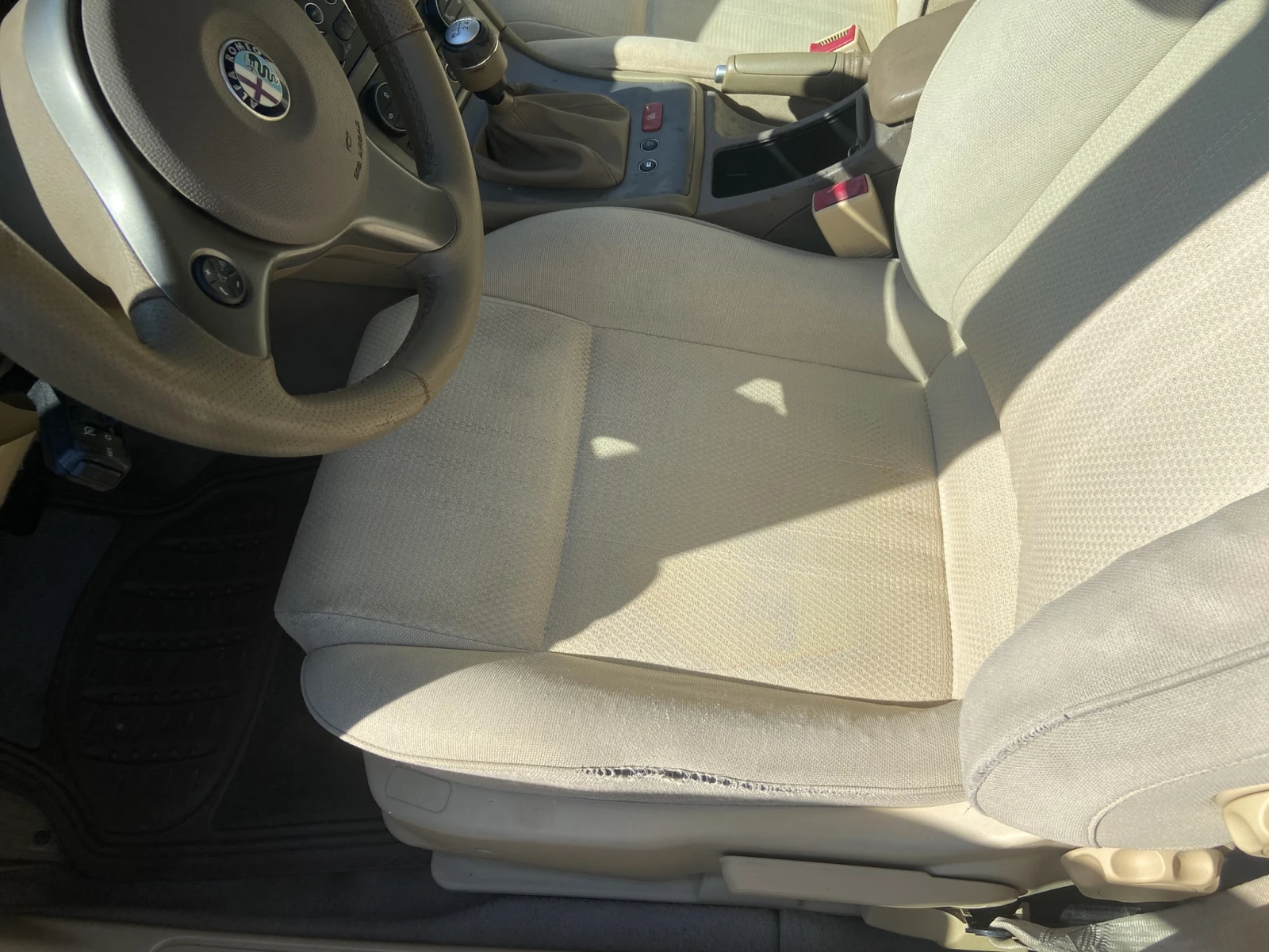 Alfa Romeo 159 1.9JTD, снимка 12 - Автомобили и джипове - 53731136