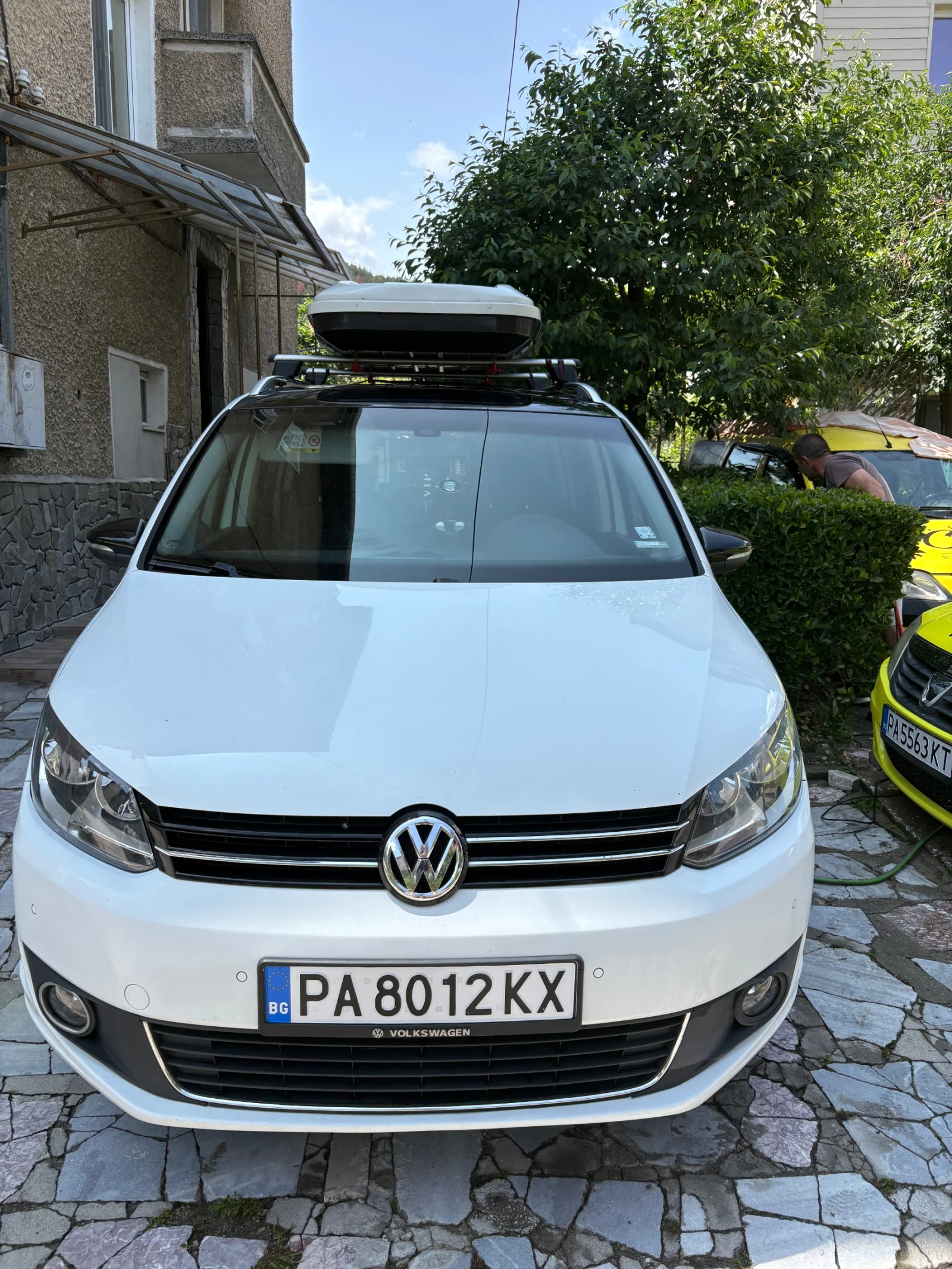 VW Touran, снимка 2 - Автомобили и джипове - 53779666