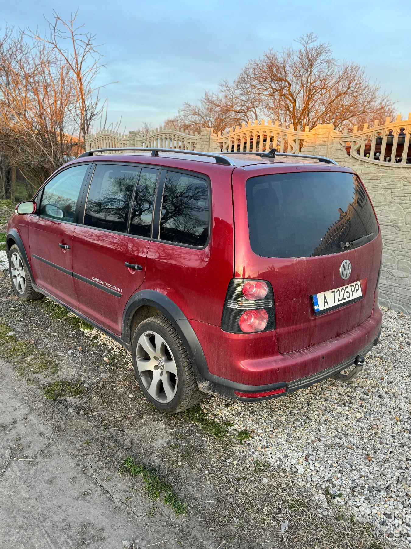 VW Touran, снимка 2 - Автомобили и джипове - 53806749