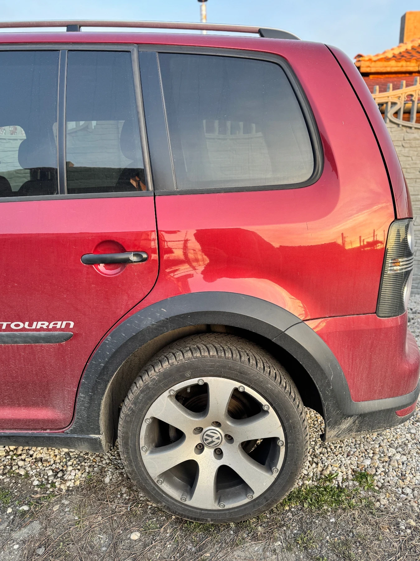 VW Touran, снимка 7 - Автомобили и джипове - 53806749