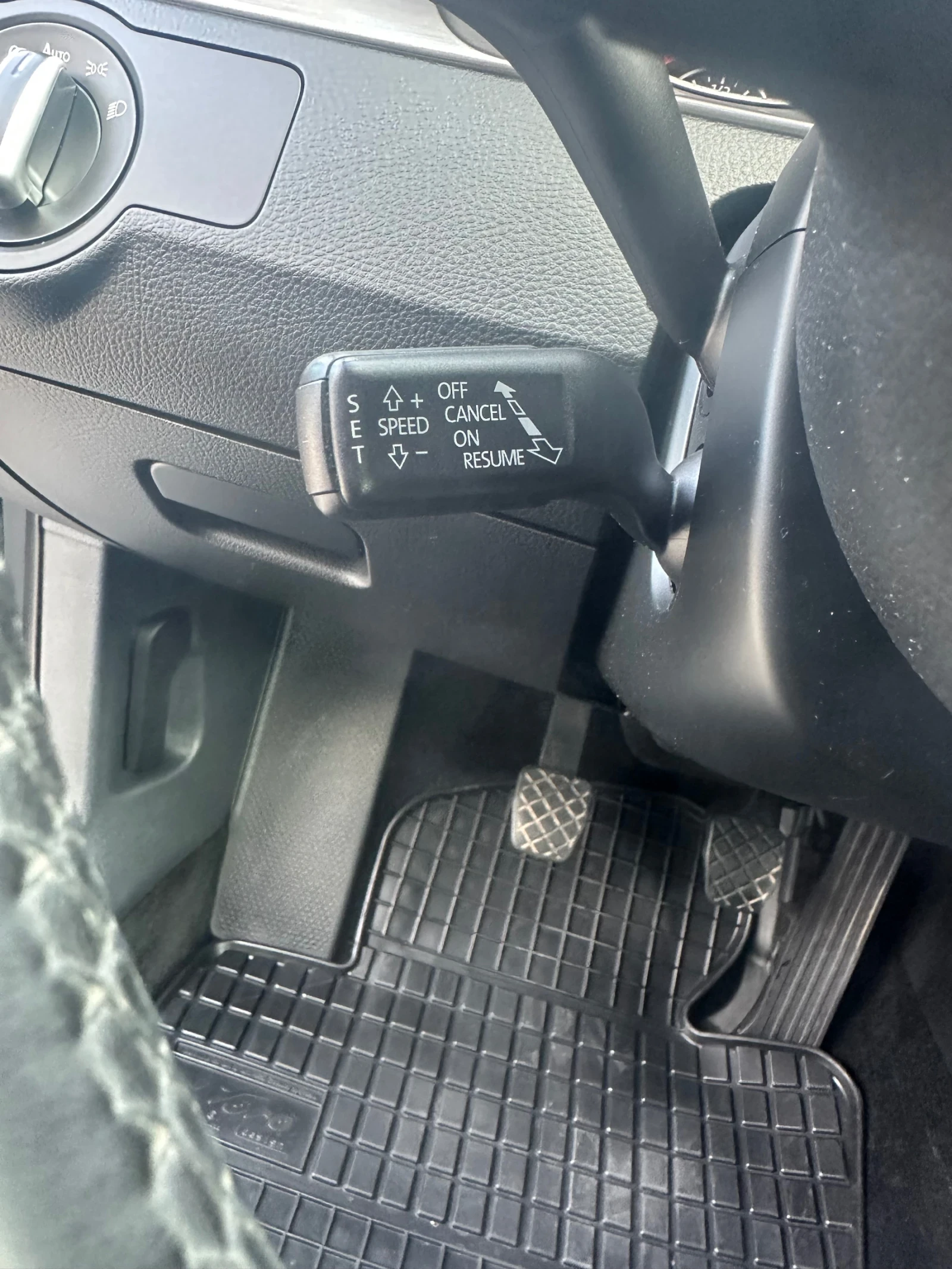 VW Passat 1, 4 tsi, снимка 9 - Автомобили и джипове - 53841504